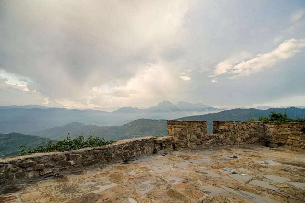 Lovers' Nest Baiardo المظهر الخارجي الصورة